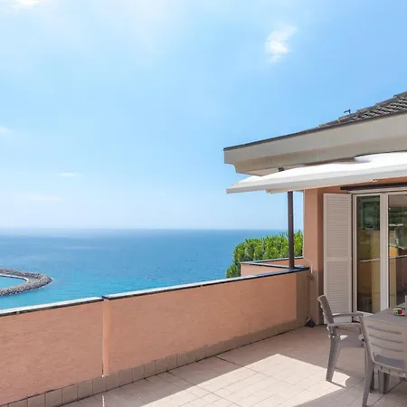 304 - Casa Sofia Con Terrazza Vista Mare, 500metri Dalla Ospedaletti