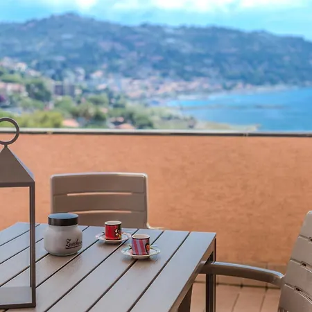 304 - Casa Sofia Con Terrazza Vista Mare, 500metri Dalla * Ospedaletti