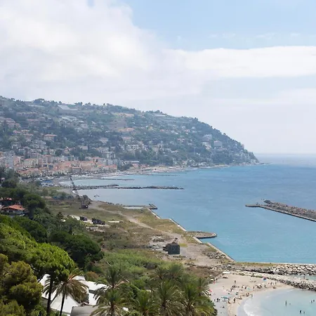 Apartamento 304 - Casa Sofia Con Terrazza Vista Mare, 500metri Dalla