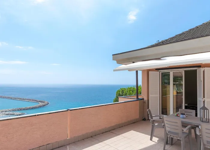 304 - Casa Sofia Con Terrazza Vista Mare, 500metri Dalla Ospedaletti
